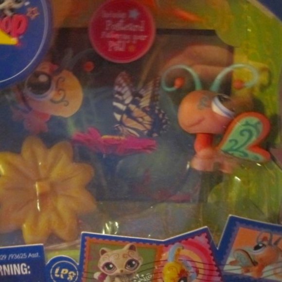 littlest Pet Shop Postcard tattooed Butterfly NIB not cc eligible - Picture 2 of 4